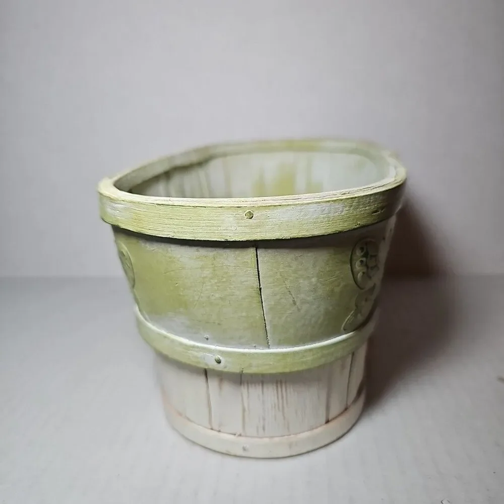 Green Butterfly Planter With White, Slatted Basket-weave Bottom Pastel Earthy